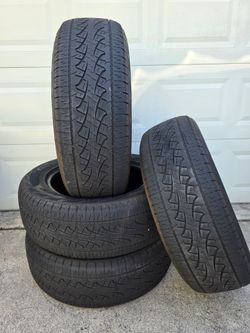 275/60R20 Pirelli Scorpion ATR tires