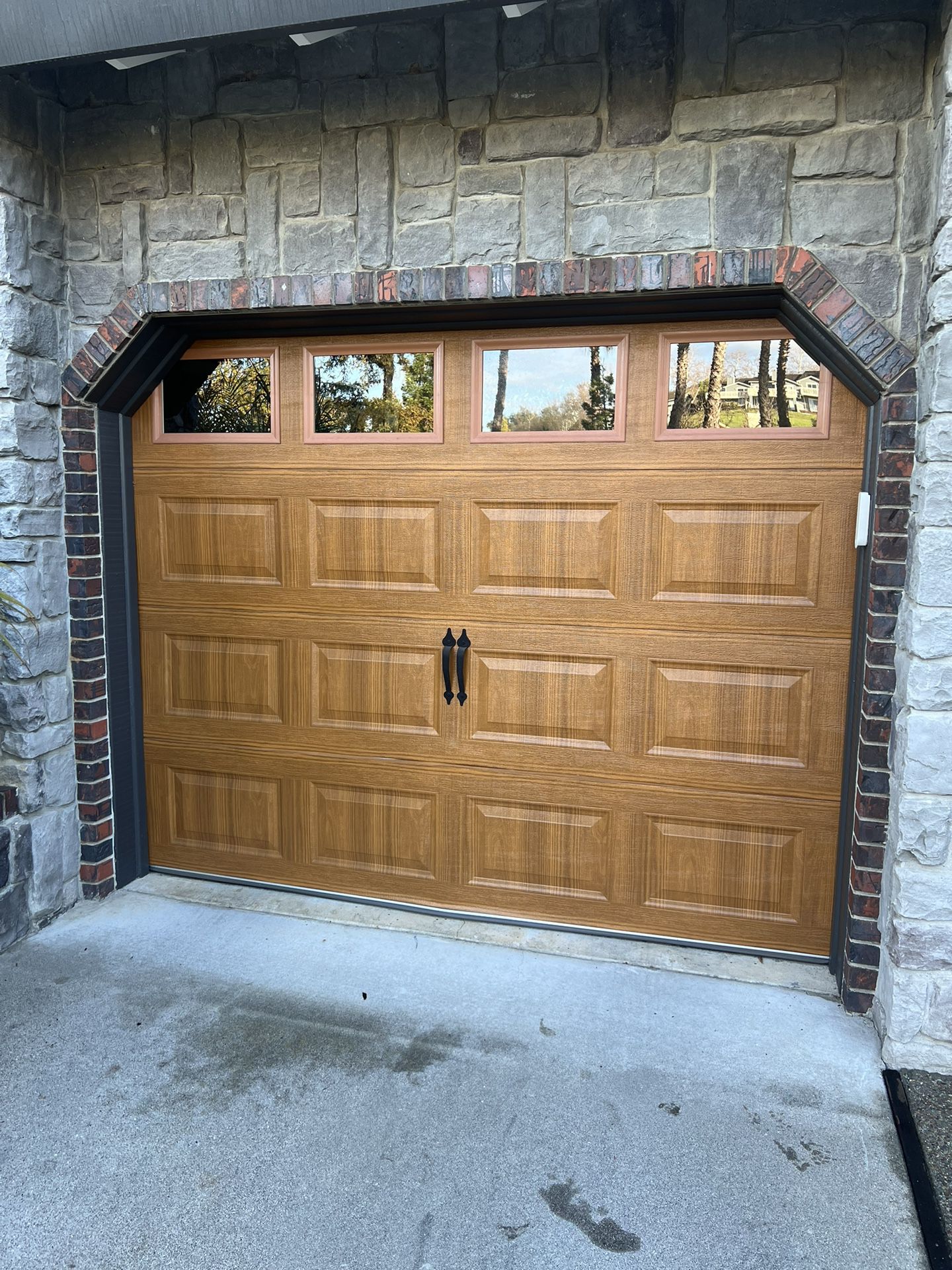 Garage Door Panels, Hinges  And Rollers