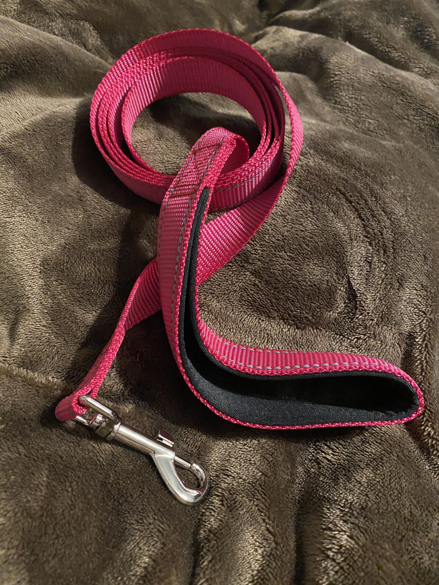 Pink dog leash 