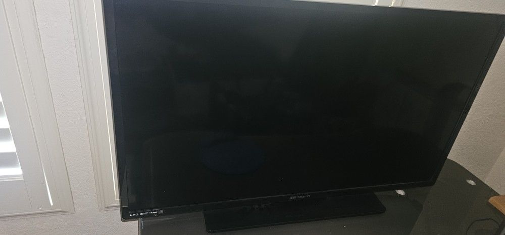 Emerson 40 inch 1080p tv