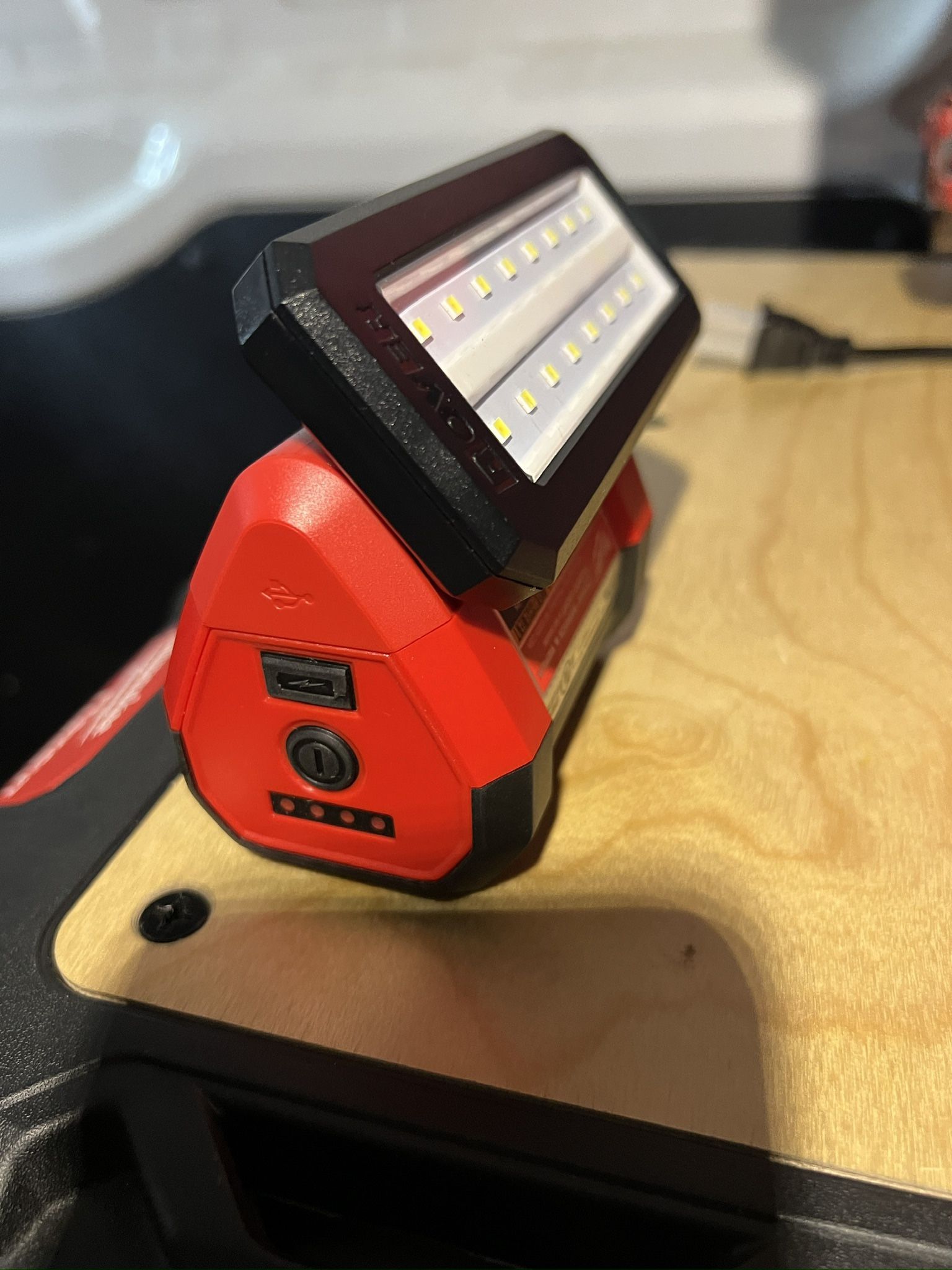 M12 Rover Floodlight