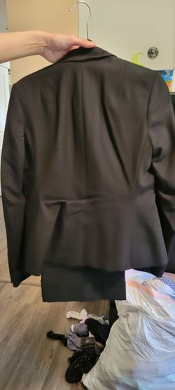 0P size suit for sale, barely worn,