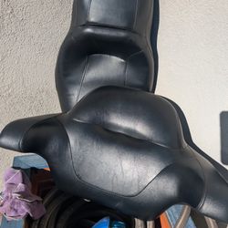 Harley-Davidson Parts Touring Seat And Torpack Seat No Tour Pack Included