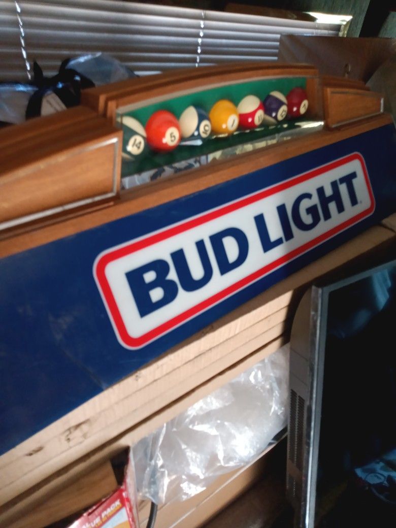 Antique Billiard Light Bud Light
