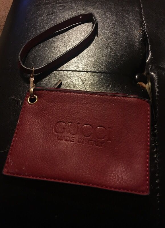 Gucci wristlet