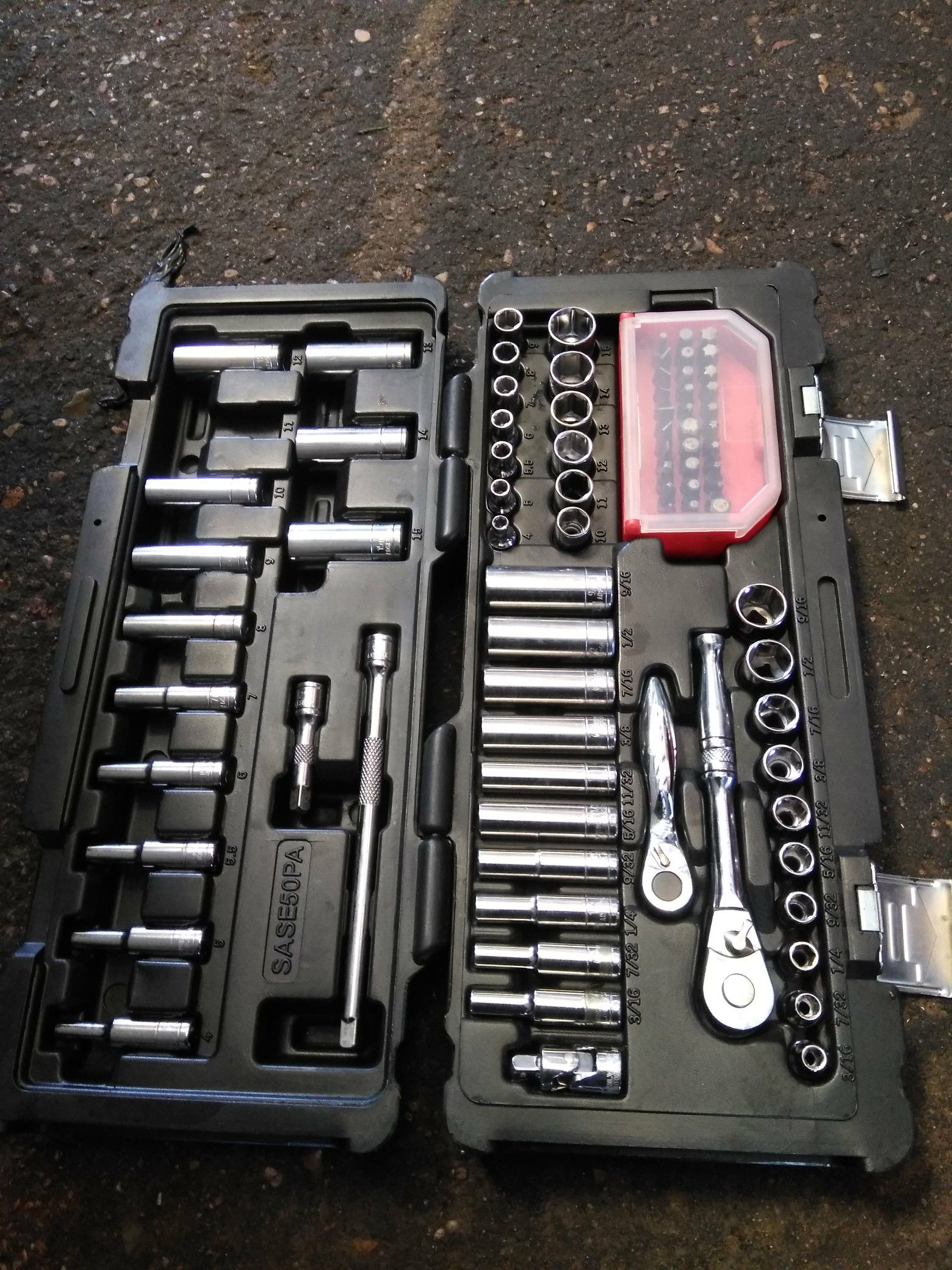 Silver eagle tool set