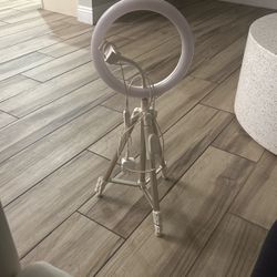 Ring Light With Tripod