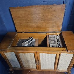 1960's Westinghouse Stereophonic High Fidelity Record Player Cabinet