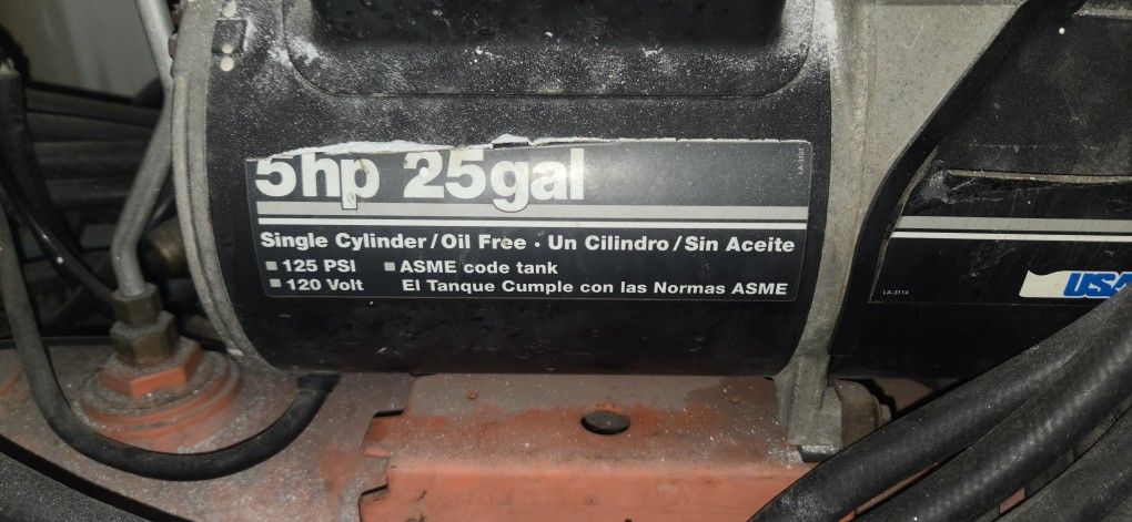 Air Compressor 