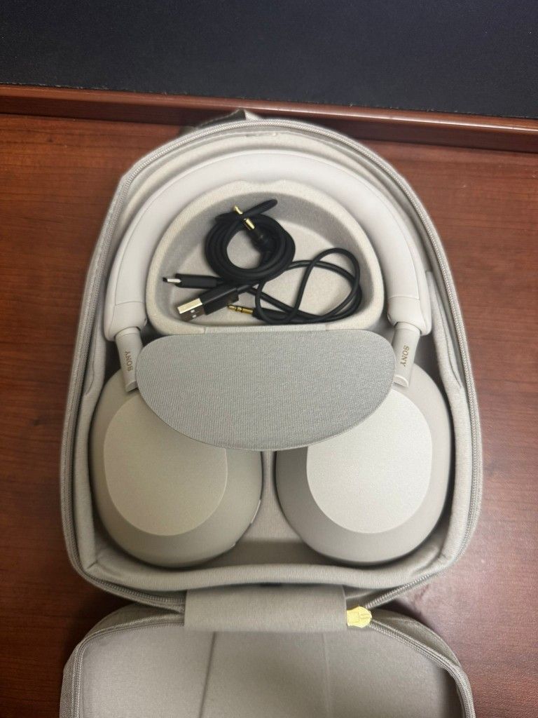 Sony WH-1000XM5 Wireless Headphones