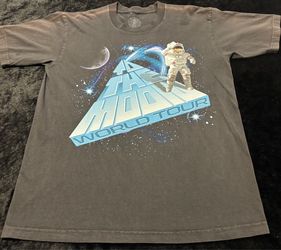 Mens Medium Kid Cudi Man On The Moon World Tour Tshirt