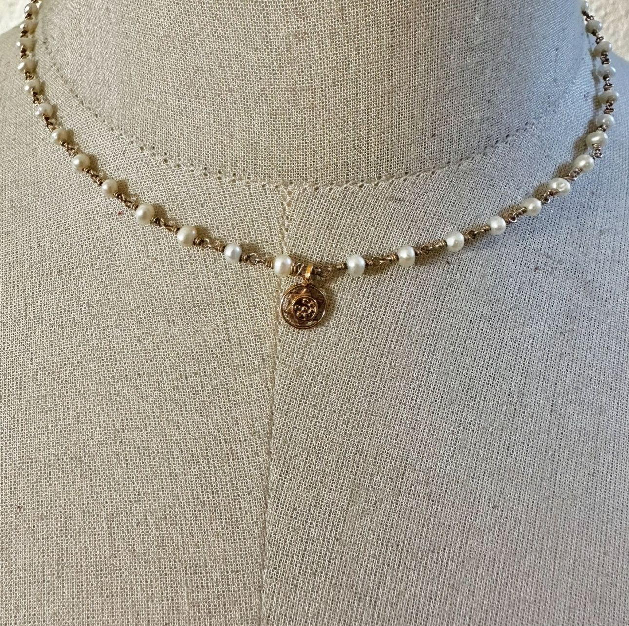 Gold plated pearl choker necklace