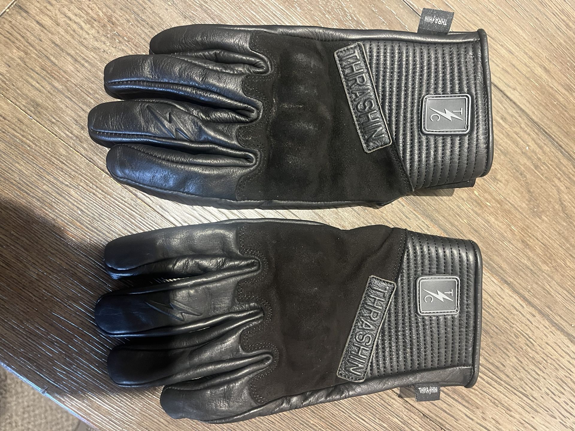 Thrashin Supply “Boxer” Leather Gloves / Harley Davidson Motorcycle / Street Bike (Size Large)