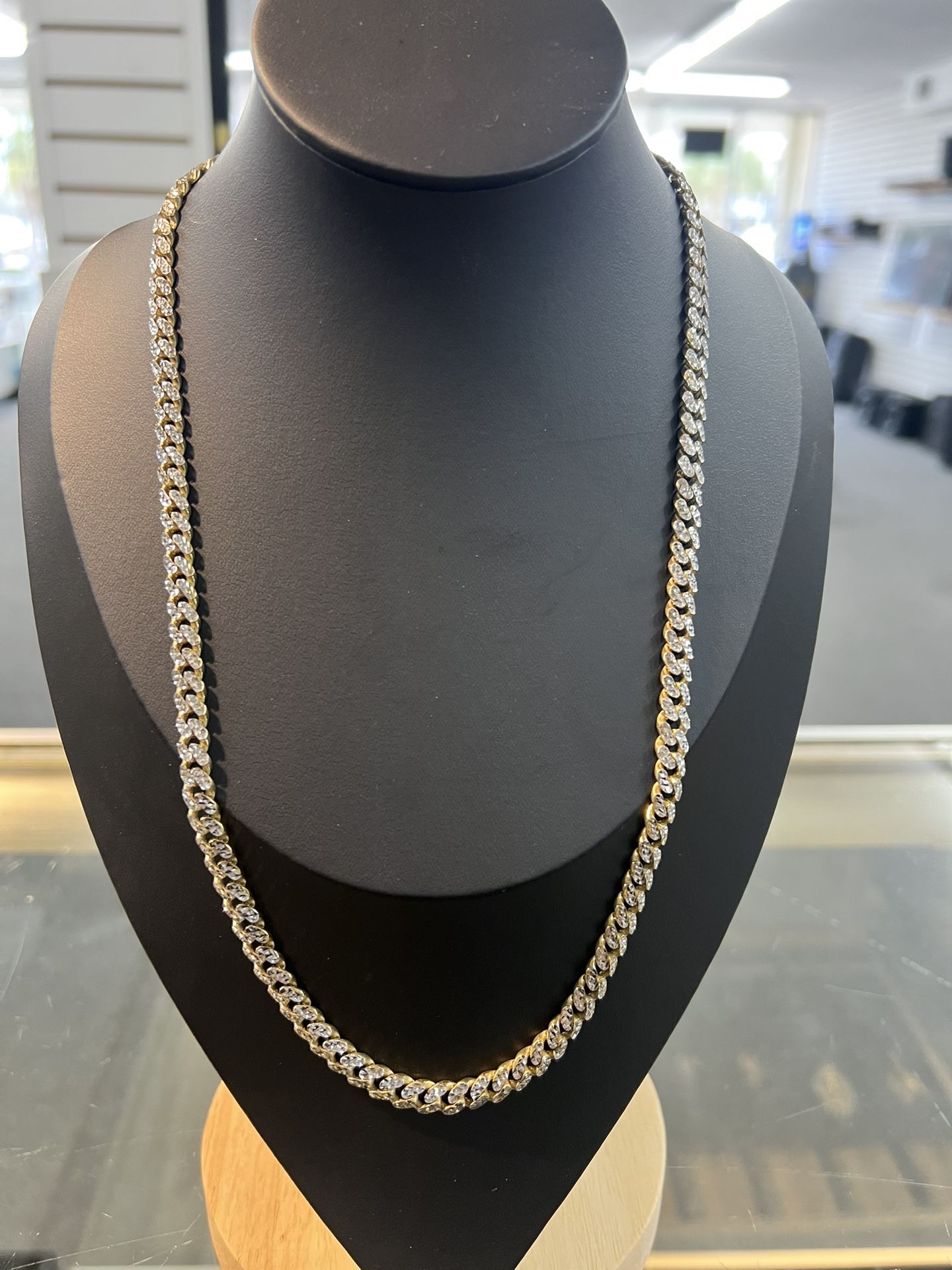 10 k gold Cuban chain