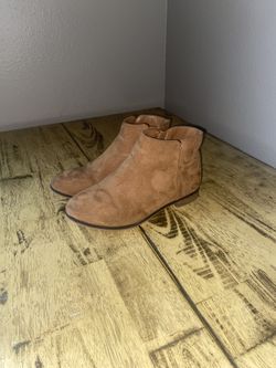 Cat & Jack Girls Size 1 Brown Ankle Boots