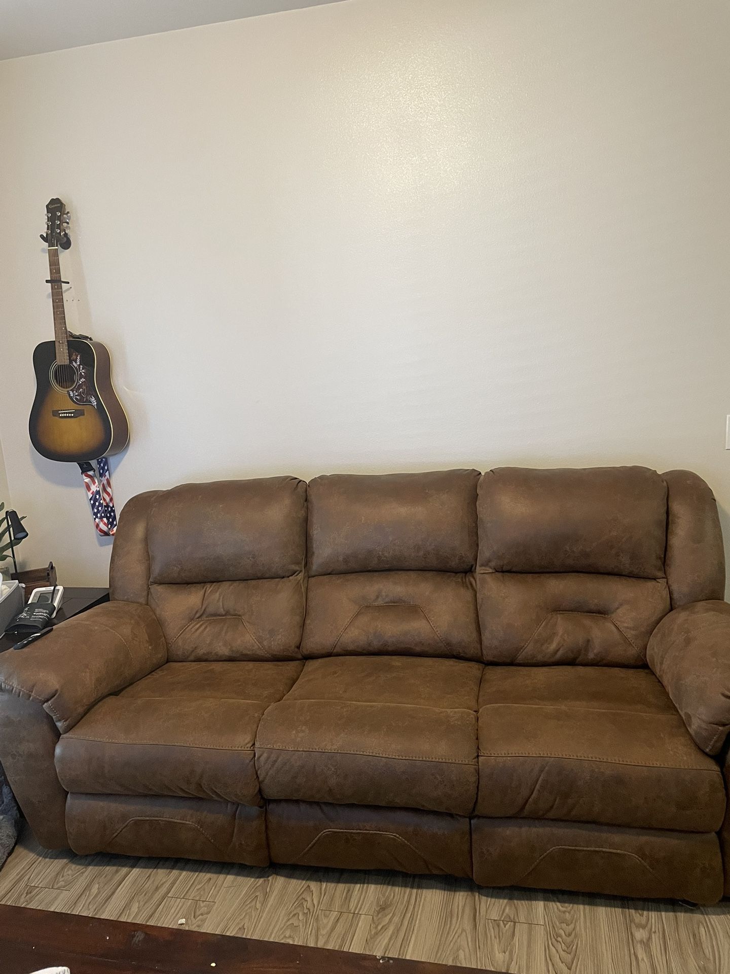 recliner couch 