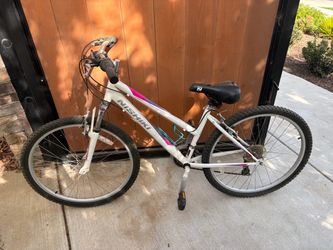 Nishiki Mountain Bike White Pink