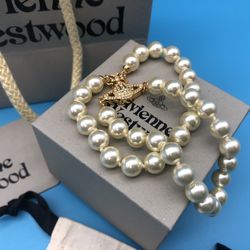 Vivienne Westwood Graziella Orb Bracelet Triple Strand Pearl