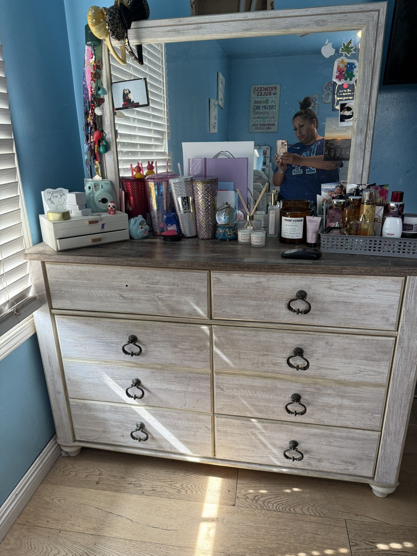 Full Bed Frame With Nightstand And Dresser With Mirror
