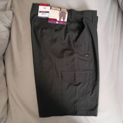 Iron Co. Men’s Performance Flex Hybrid Stretch Cargo Shorts - Black (Size 36) NWT