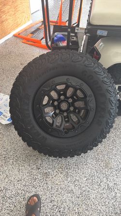 TRX Ram wheel & tire new never used