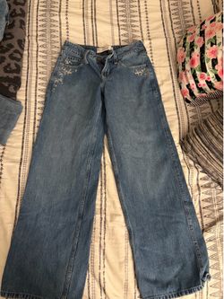 Women’s Hollister Low Rise Baggy Size00 W27