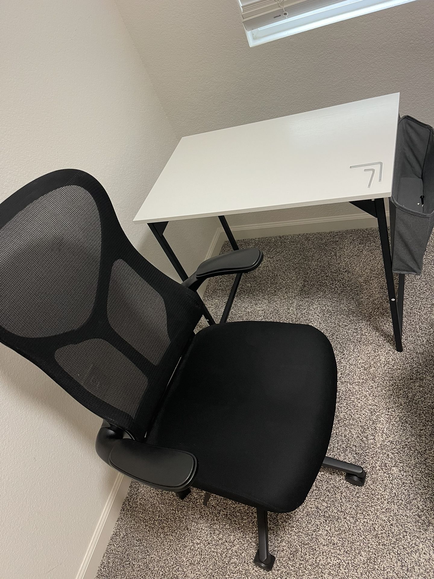 Desk With The Chair
