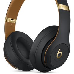 Beats Studio 3 Wireless Over Ear Headphones. 