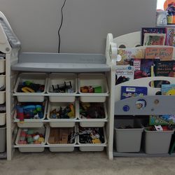 Toddler Library And Toy Storage 