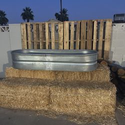 Wood Backdrop And Hay/straw Bales 