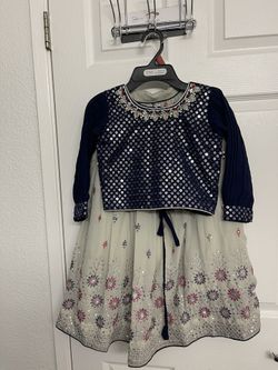 Girl’s Dress