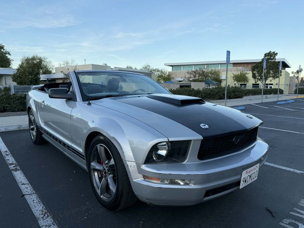 2005 Ford Mustang