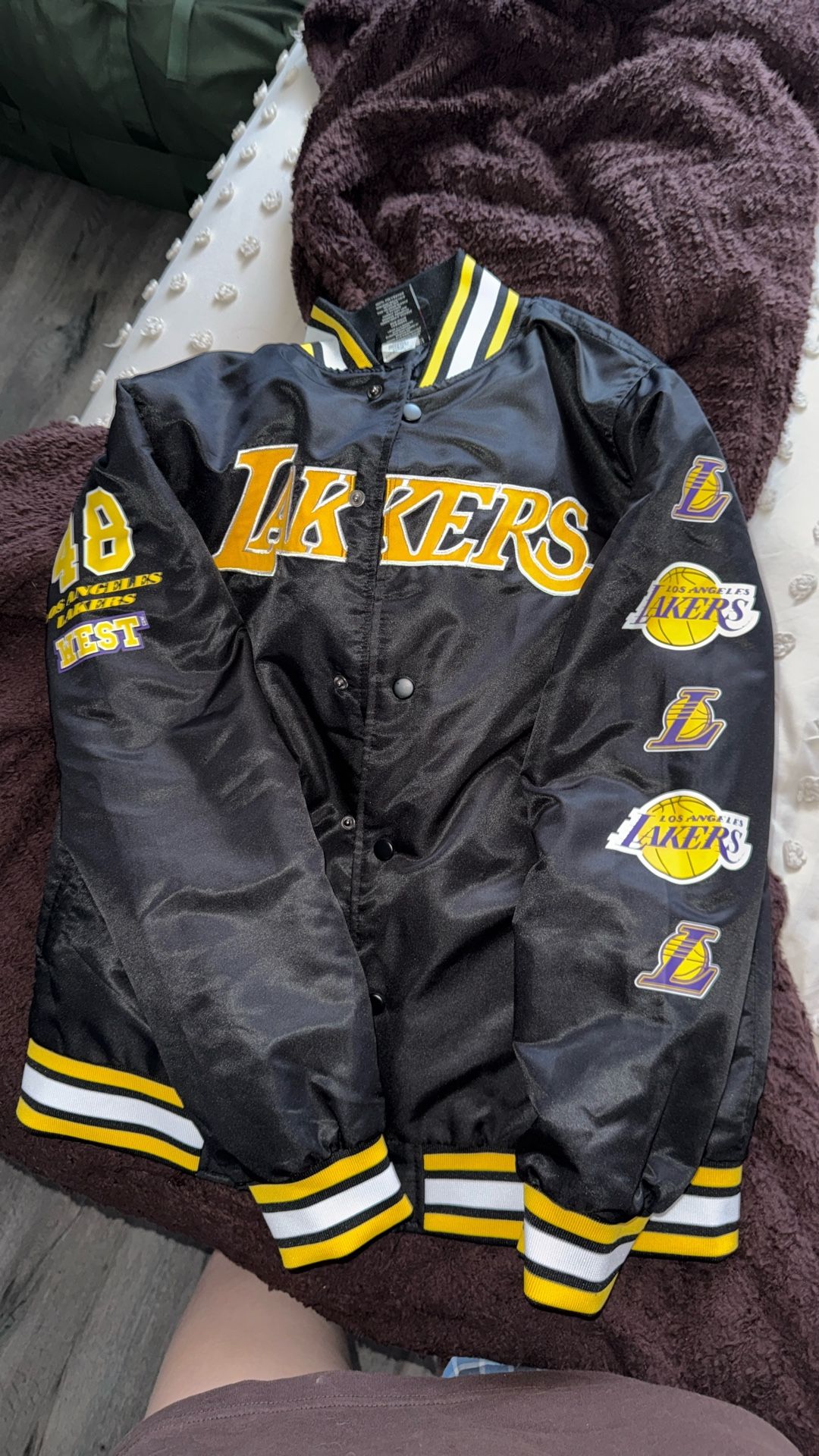 lakers bomber jacket