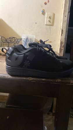 DC shoes black