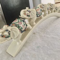 Y uehuam Wealth Lucky Elephant Figurine Statue Bridge Collections 