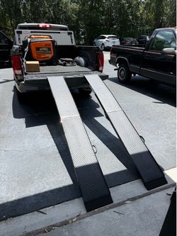 Pair of Portable Foldable Loading Ramps