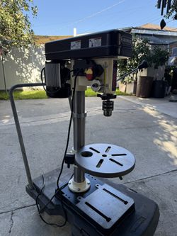 Shop Fox W1668 13-1/4 inch Oscillating Benchtop Drill Press/Spindle Sander.