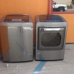 LG Washer And Electric Dryer Set For $690