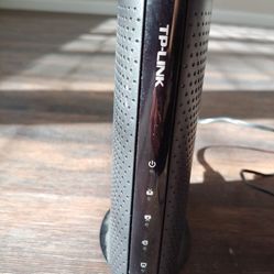 TP-Link TC-7610 Modem