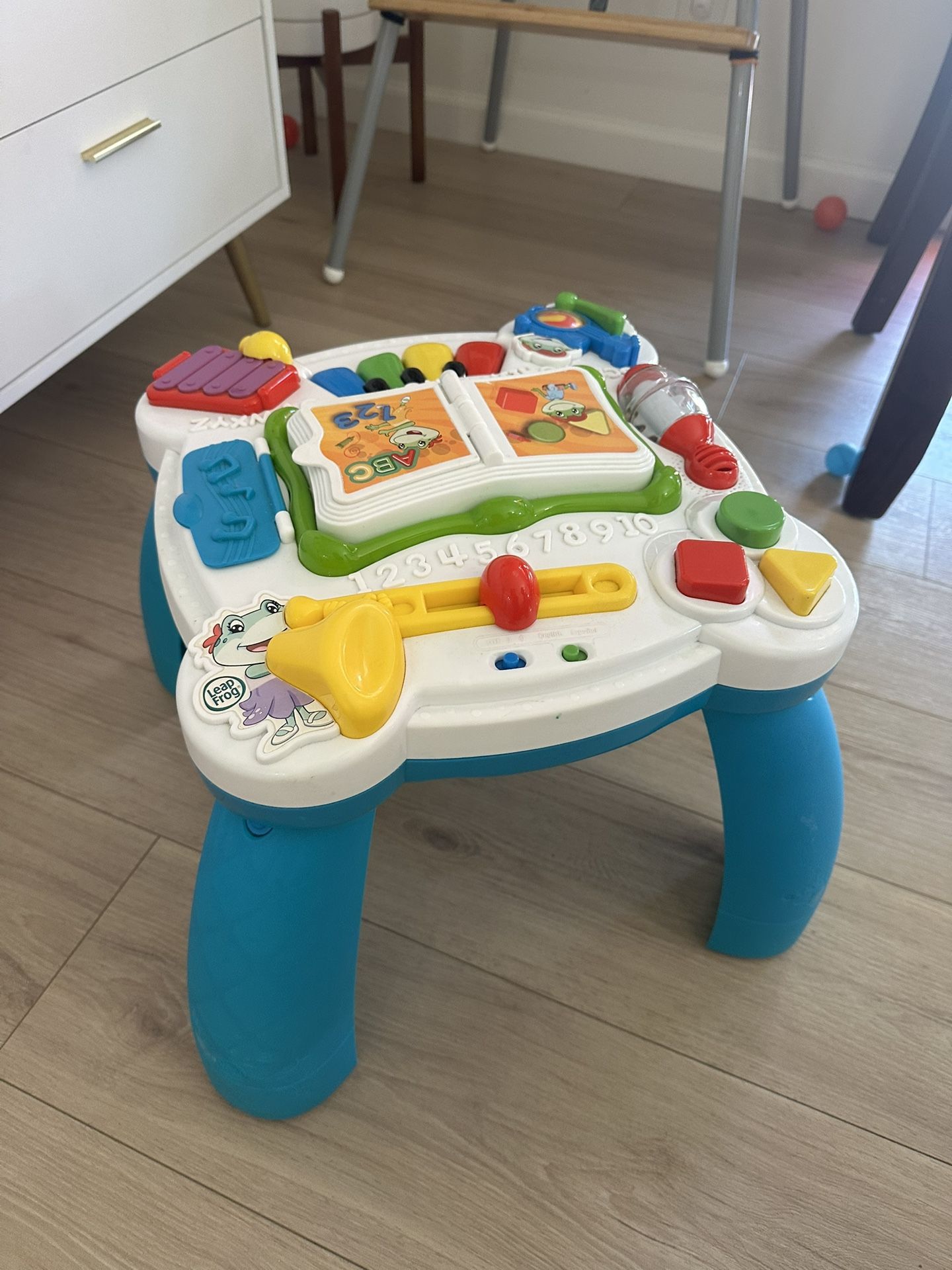 Leapfrog Learn And Groove Musical Table