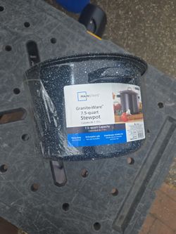 Granite ware 7.5QT 