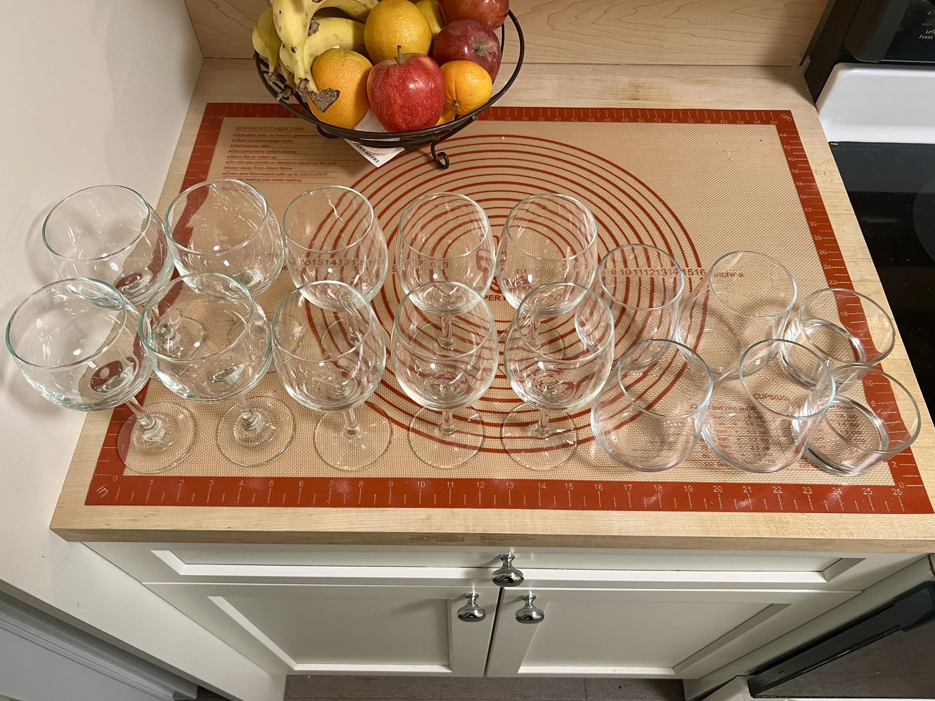 Wine π· Glasses/ Cups Assorted (16) - $15