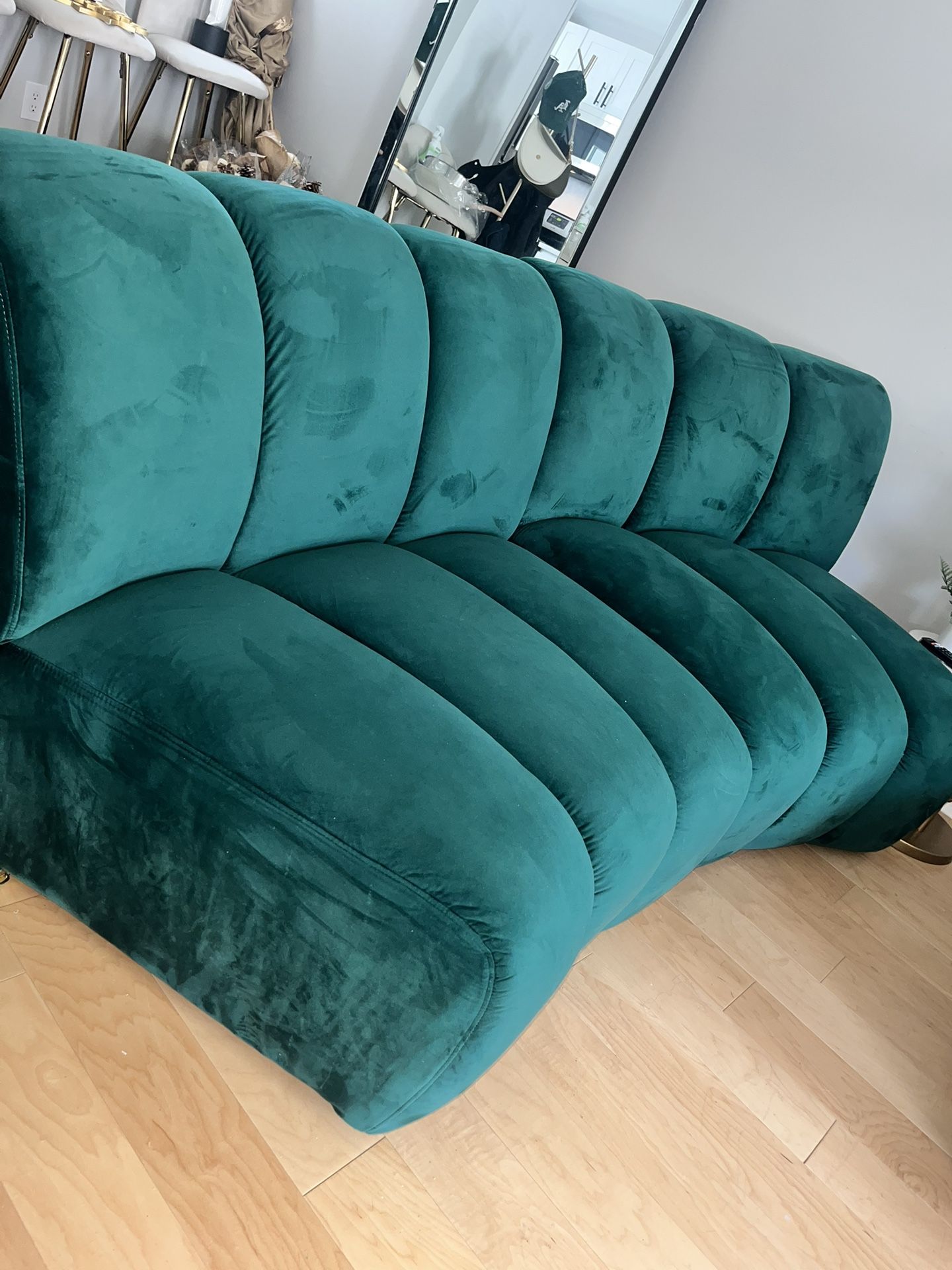 Luxury Emerald 2-Piece Sectional