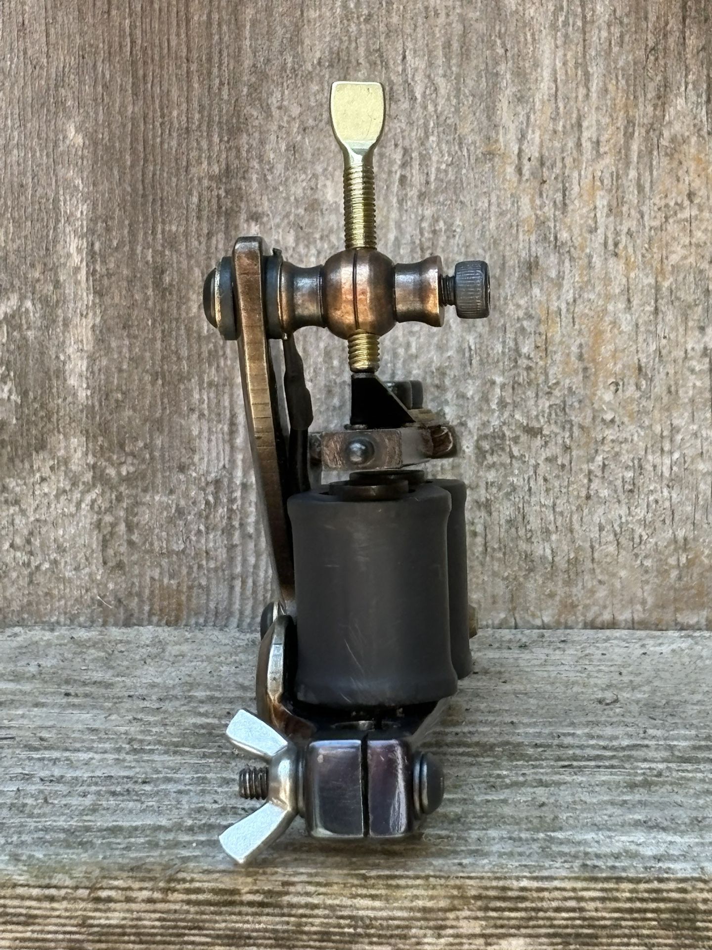 Exploring Traditional Knife Tattoos: Meanings, Styles, and Inspirations, image size:1440x1920