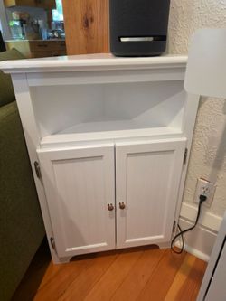 CORNER CABINET WITH DRAWER