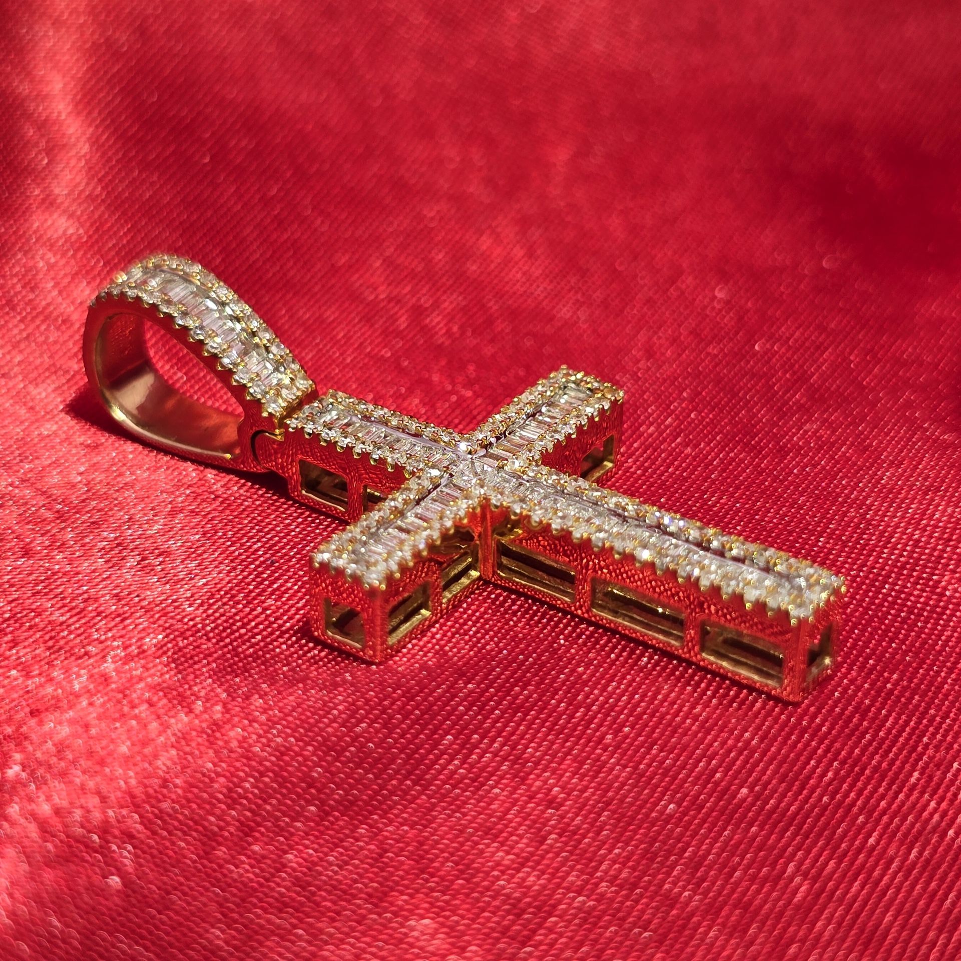 10k Yellow Gold Diamond Cross Pendant 1.00 ctw