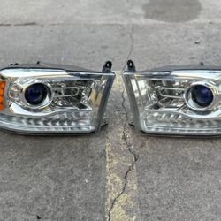 2018 Ram 1500 Headlight 