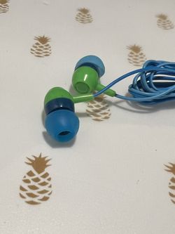 Wired Headphones, Blue & Green Colors