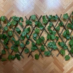 Faux Ivy Privacy Wall  Expandable Panel 