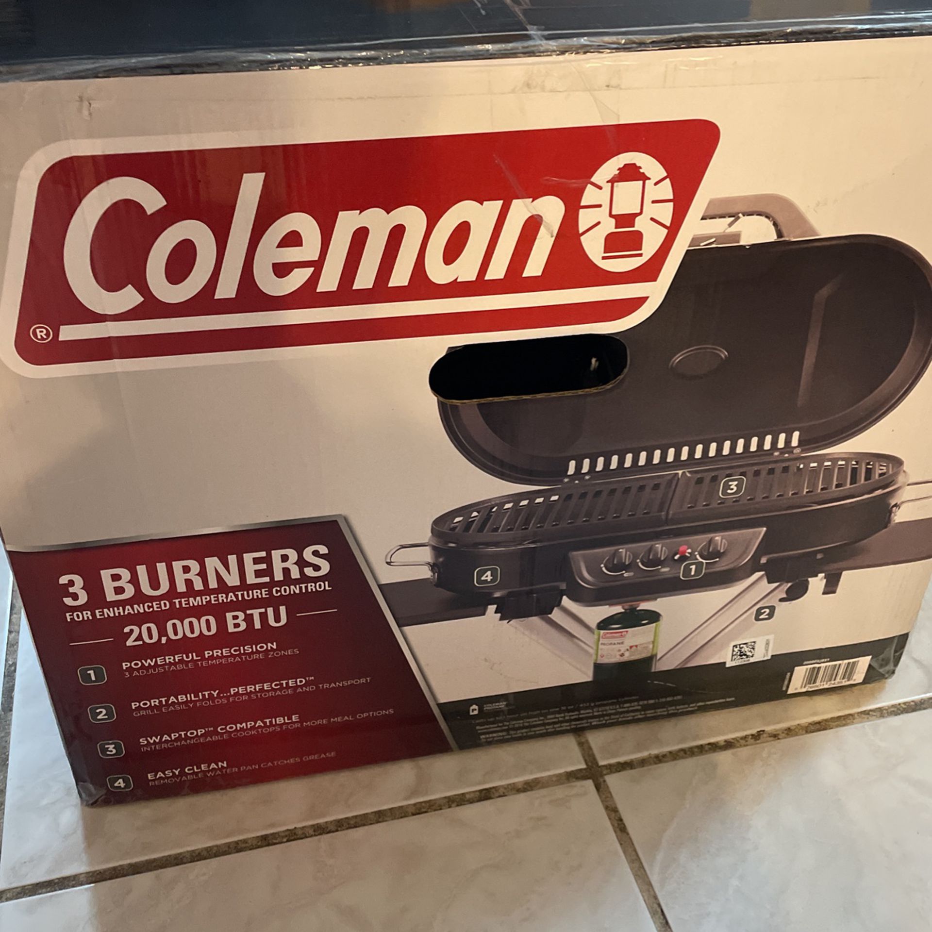 Brand New Coleman Gas Grill 285 3 Burners